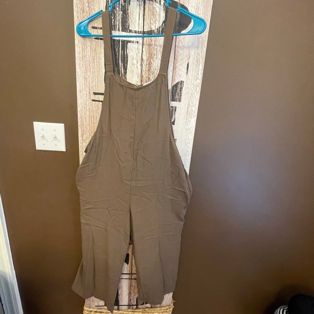 Eiffel Designs jumpsuit. Size large.